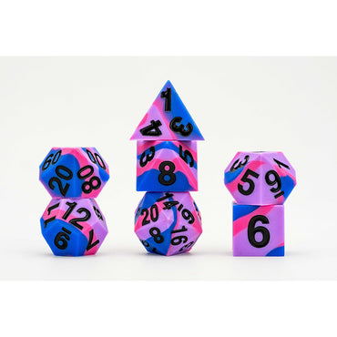 Fan Roll Sharp Edge Silicone Rubber Dice Set: PRIDE